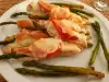 Спаржа в курином стейке