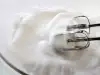 Что делать с оставшимися яичными белками?