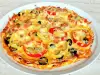 Кето-пицца с коржом из сливочного сыра и яйцами
