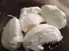 Домашнее кислое козье молоко