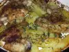 Запеченные крылышки с молодым картофелем и пивом