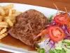 Стейки в кастрюле из жаропрочного стекла