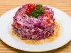 Зимний салат с краснокочанной капустой