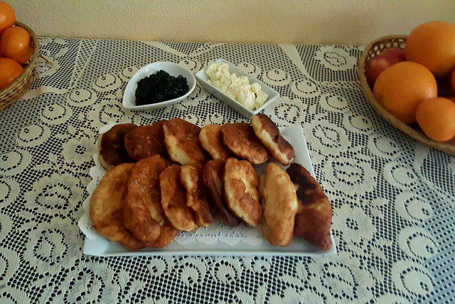 Жареные пончики