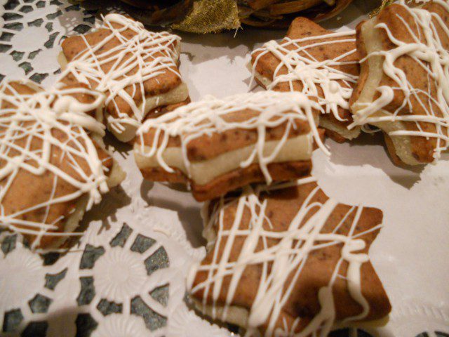 Печенье – рождественские звезды капучино