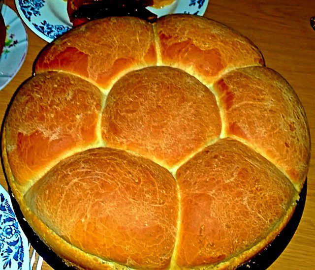 Простой рецепт хлеба со сливочным маслом