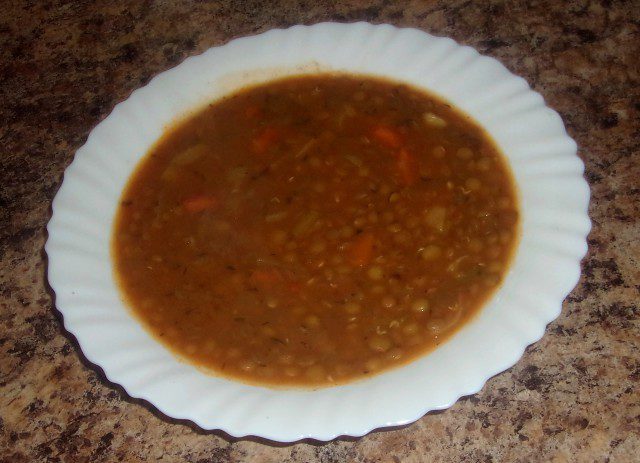 Простой суп из чечевицы