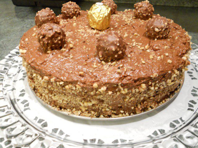 Торт Ферреро Роше (Ferrero Rocher Cake)
