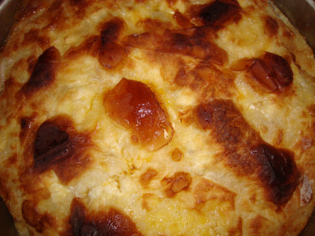 Вкусная баница с брынзой