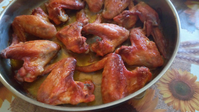 Самые вкусные куриные крылышки в духовке