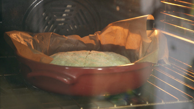 Постный содовый хлеб с газированной водой
