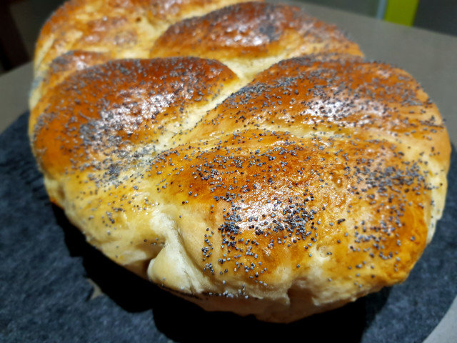 Плетенный еврейский хлеб (Challah)