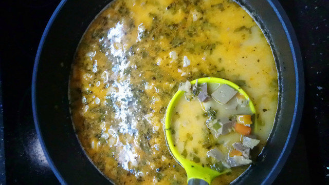 Пасхальный суп из печени ягненка с заправкой
