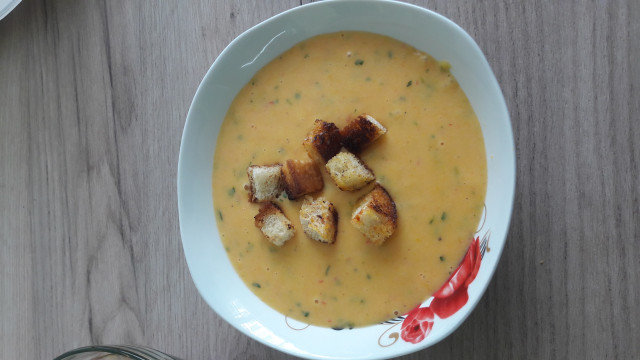 Картофельный суп-пюре с морковью