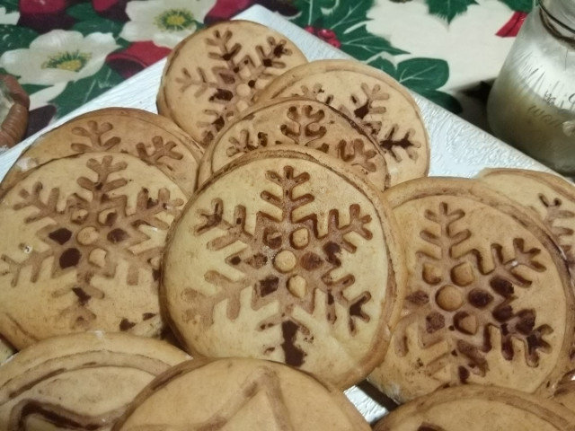 Рождественское медовое печенье с печатями