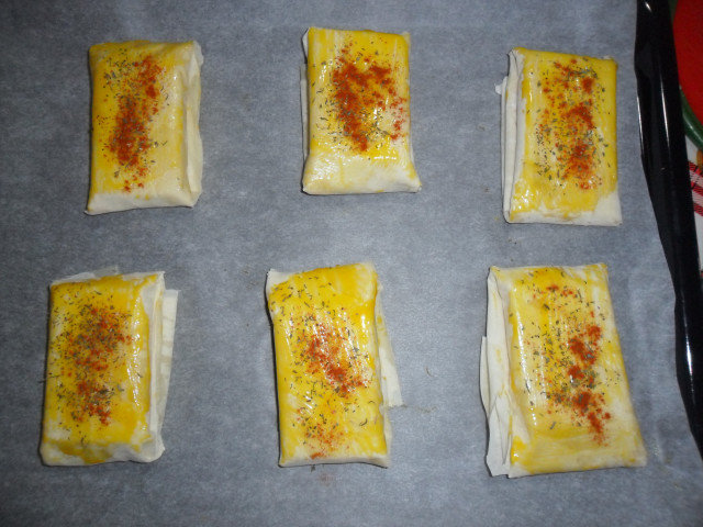 Сыр в духовке в тесте фило