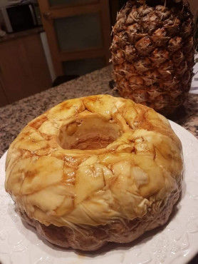 Пирог с карамельным пудингом и бананами