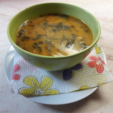 Суп из щавеля с рисом с вареной заправкой