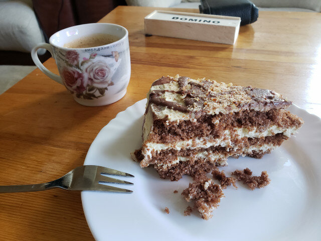 Торт с готовыми коржами и маскарпоне