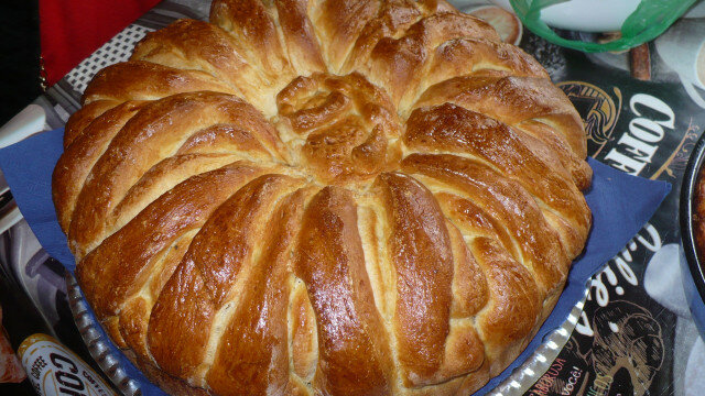 Праздничный хлеб Перо павлина