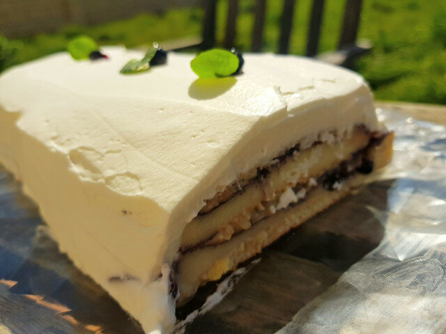 Торт с печеньем по рецепту бабушки