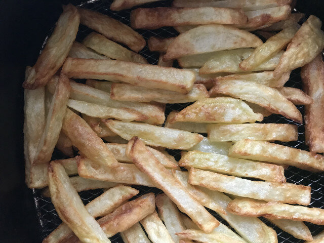 Картофель фри во фритюрнице с горячим воздухом