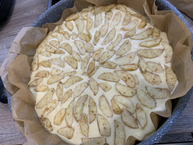 Сочный яблочный пирог