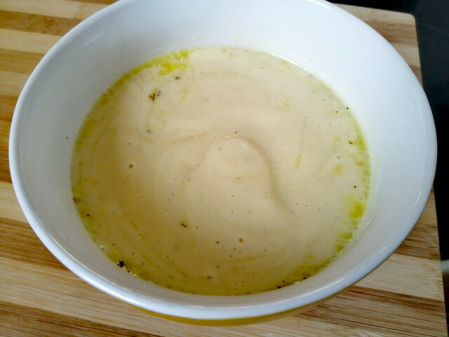 Крем-суп из сельдерея и цветной капусты