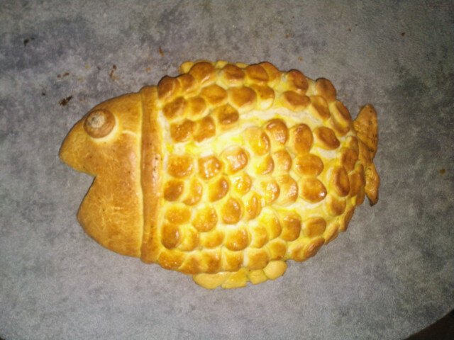Хлеб в виде рыбки