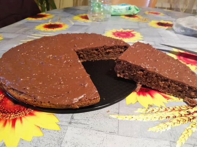 Шоколадный пирог с шоколадной глазурью