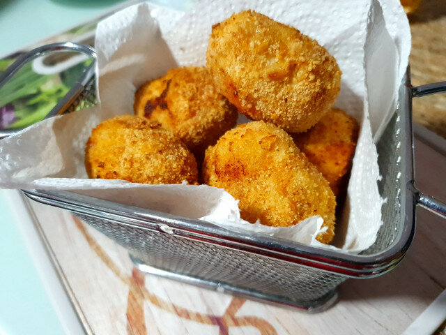 Куриные котлетки в аэрофритюрнице