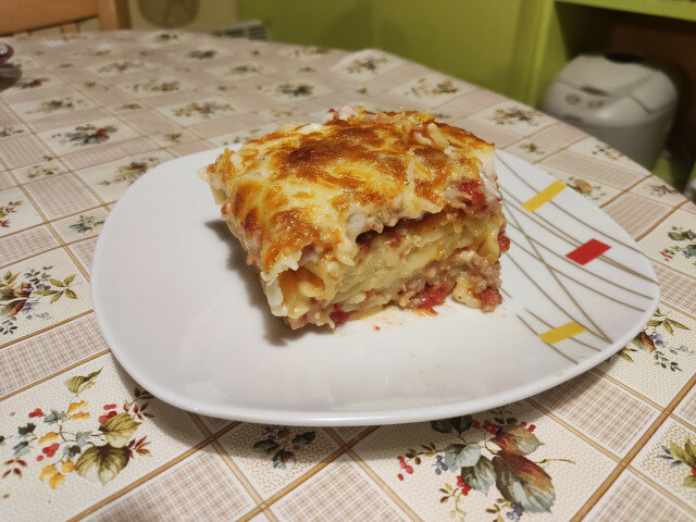 Пастиччо с макаронами и фаршем