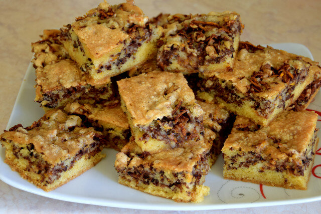 Сочный пирог с тыквой и грецкими орехами