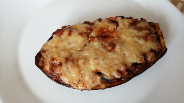 Лодки из баклажана с мясным фаршем