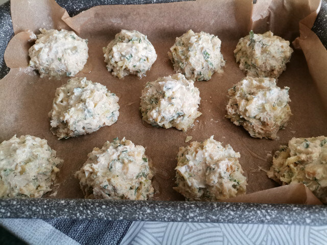 Котлеты из кабачков и творога в духовке