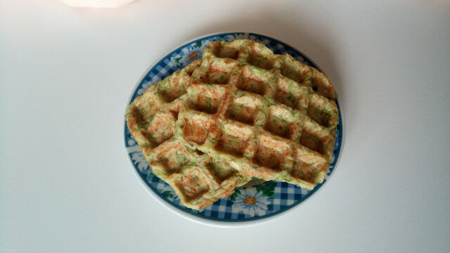 Бельгийские вафли с кабачками