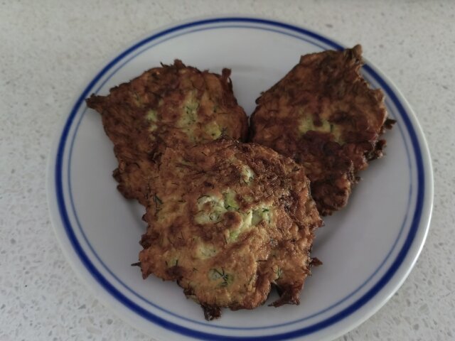 Котлеты из кабачков с луком